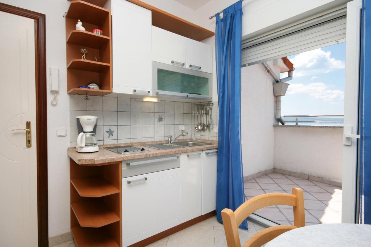 Studio Dramalj 5534B 外观 照片